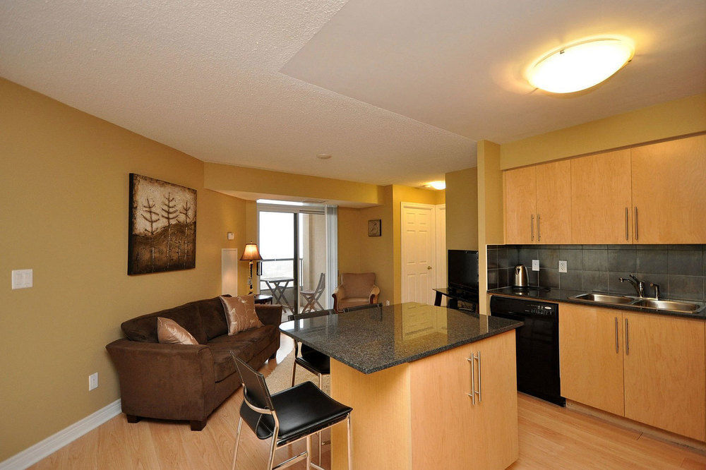 Napa Furnished Rental Apartments Square One Mississauga Exterior photo